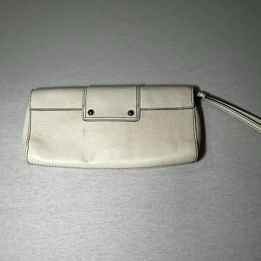 Banana Republic white pebbled leather clutch handbag with a wristlet strap